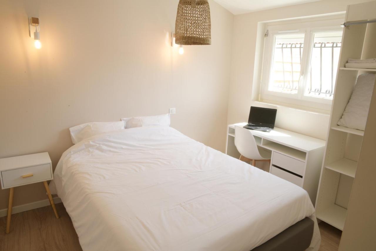 T2 - 28M2 Avec Cour Et Stationnement, Wifi Et Linge Fournis Daire Angoulême Dış mekan fotoğraf
