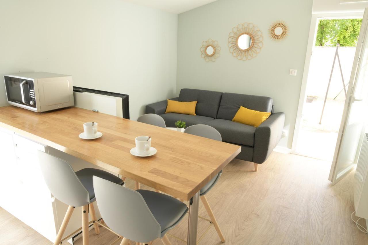 T2 - 28M2 Avec Cour Et Stationnement, Wifi Et Linge Fournis Daire Angoulême Dış mekan fotoğraf