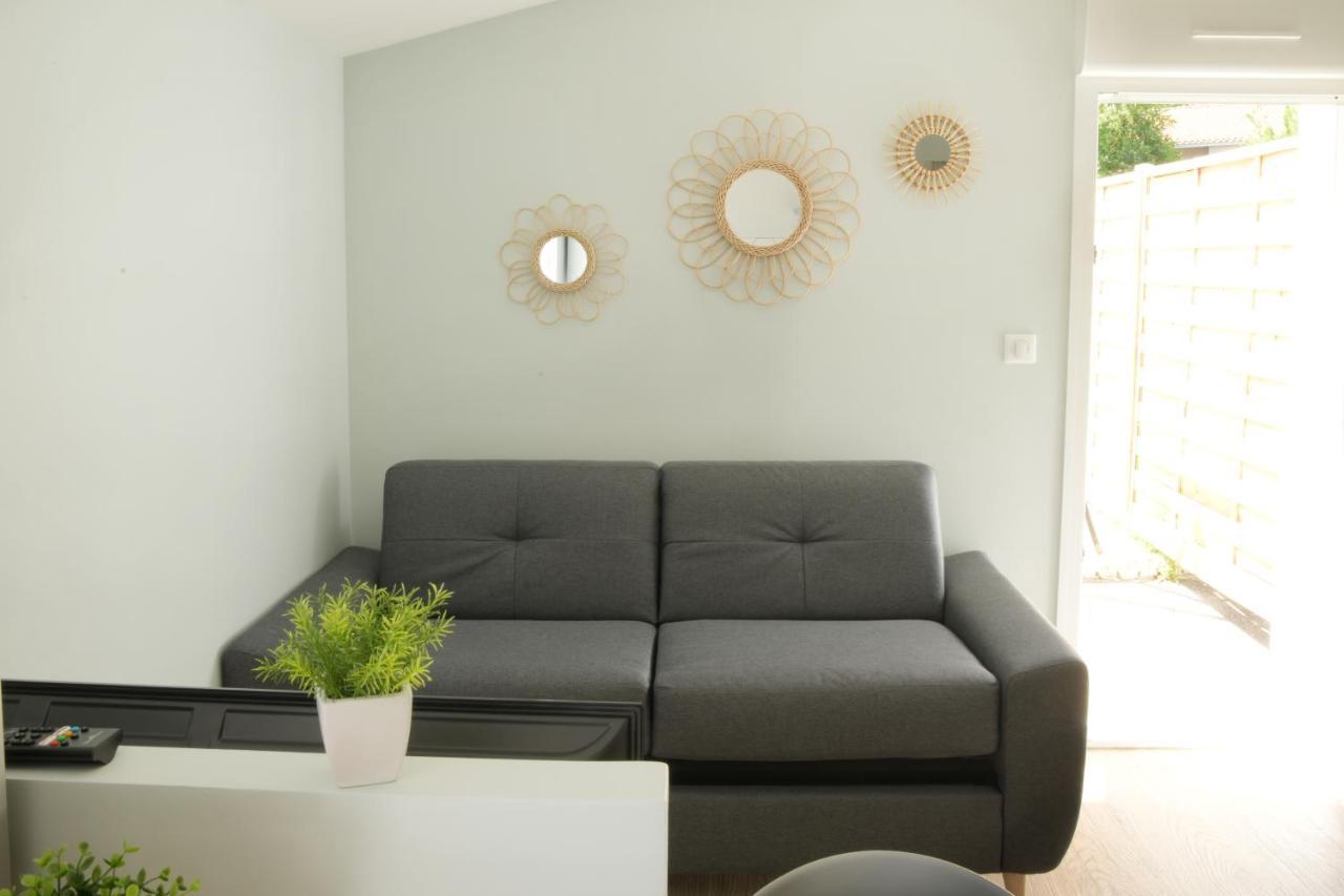 T2 - 28M2 Avec Cour Et Stationnement, Wifi Et Linge Fournis Daire Angoulême Dış mekan fotoğraf